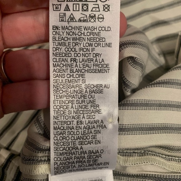 RVCA Sunday Collection Take It Easy Top Small NWT - Picture 6 of 6